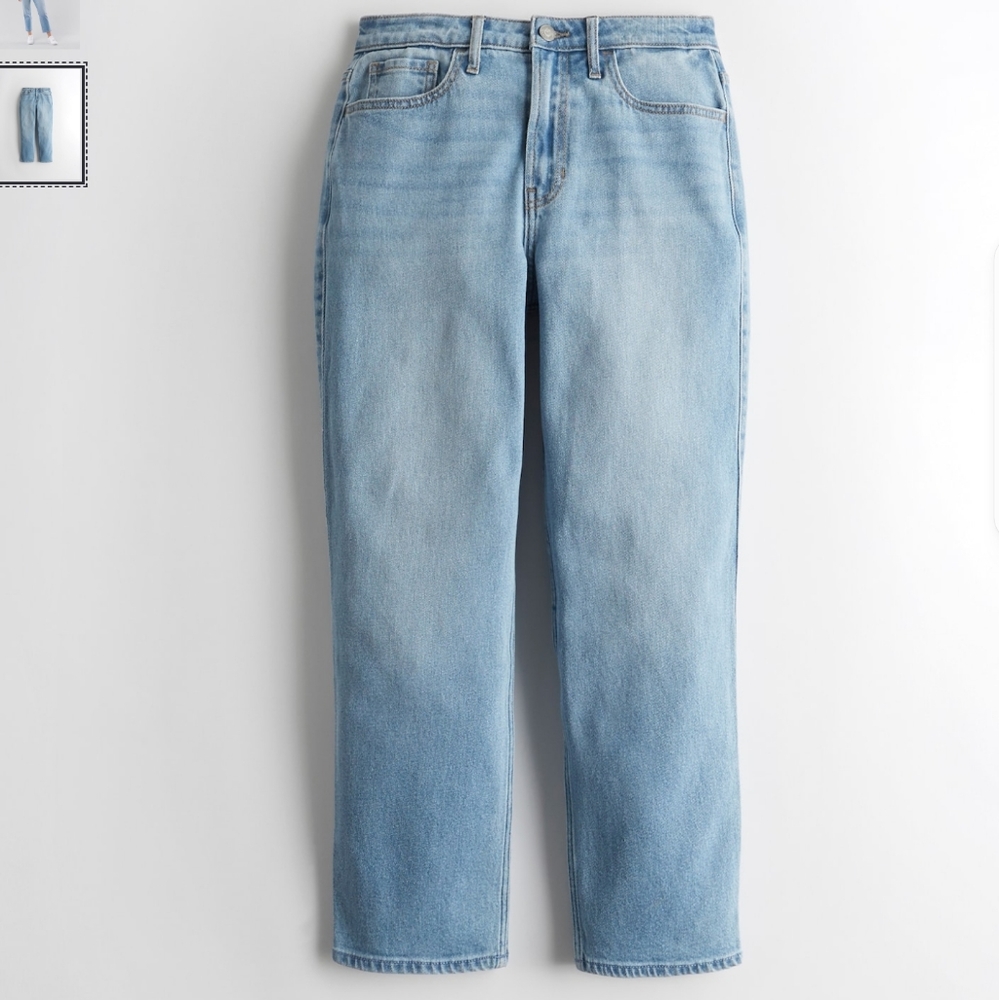 Hollister Ultra High Rise Vintage Straight Jeans